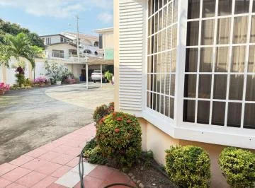 Vendo Casa con Uso de Suelo Comercial Zona Ceibos, Guayas — imagen 5