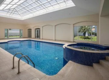 Cumbayá 2000 m² Casa en Venta 5 Habitaciones con Piscina — imagen 4