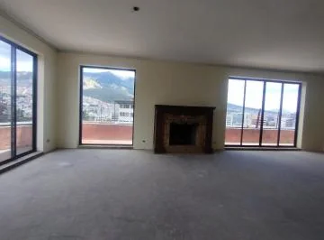 Venta Oficina 533 m² con 4 Parqueaderos y Bodega - La Alamedaoficina — imagen 3