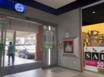 Local Comercial en Venta en C. C. Policentro, Kennedy, Guayas — imagen 4
