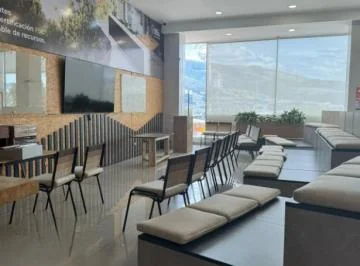 Venta Local Comercial Sector Monteserrín — imagen 4
