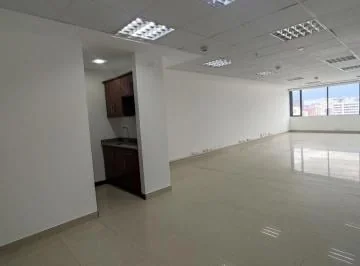 Venta Oficina 70 m en Edificio Corporativo, Centro Norte de Quito — imagen 4