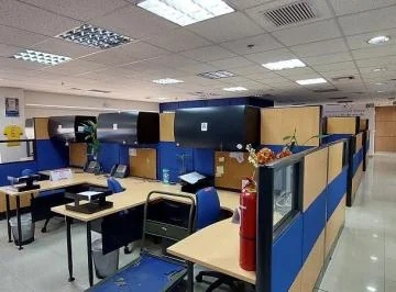 Parque Empresarial Colon. Oficina en Venta Excelente Precio Amoblada, Guayas — imagen 4