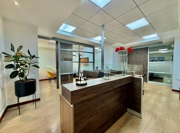 Oficina en Venta Sector La Carolina — imagen 1