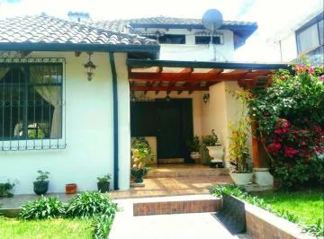 Casa Independiente La Primavera Ideal Para Negocio — imagen 2