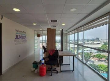 Ùnica Oficina Grande Esquinera en Venta en City Office, Guayas — imagen 2