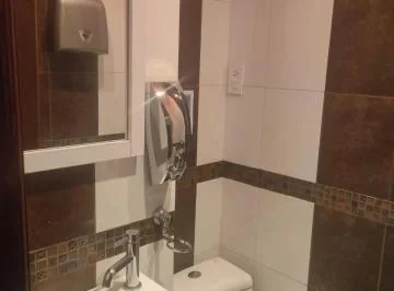 La Carolina Venta Oficina Amoblada 2 Baños 77 m Totales Cafeteria 2 Baños 2 Parqueos — imagen 3