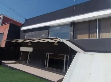 Casa Comercial en Venta con 2 Oficinas Independientes — imagen 5