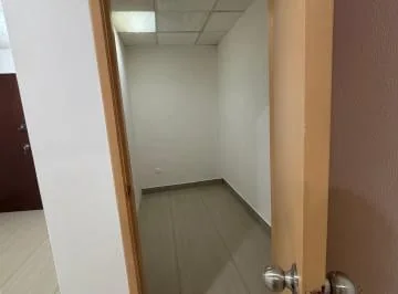 Vendo. Oficina 58 m² en Edificio World Trade Center con Divisiones, Guayas — imagen 5