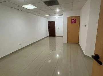 Vendo. Oficina 58 m² en Edificio World Trade Center con Divisiones, Guayas — imagen 2