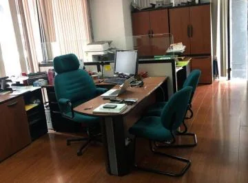 Venta de Oportunidad Oficina Sector La Carolina — imagen 2