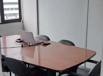 Venta Hermosa Oficina Sector Av Naciones Unidas y Av Amazonas Fv — imagen 2