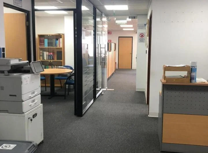 Oficina en Venta, 12 de Octubre — imagen 1