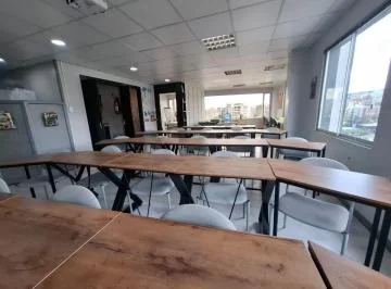 Vendo Oficina - Sector Centro Norte, a Pocos m de La Av Orellana — imagen 5