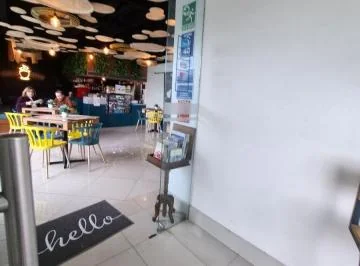 Vendo Oficina - Sector Centro Norte, a Pocos m de La Av Orellana — imagen 3