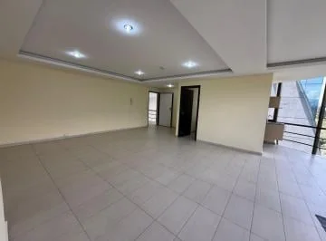 Oficina con Vista en Av Shyris y Rep. del Salvador — imagen 2