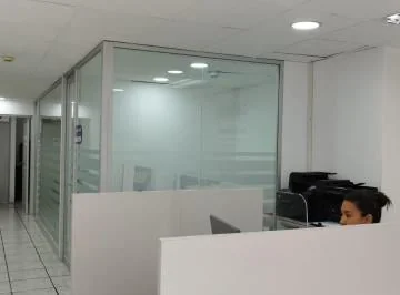 Vendo Local Comercial, Sánches y Cifuentes en Ibarra, Imbabura — imagen 4