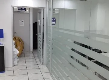 Vendo Local Comercial, Sánches y Cifuentes en Ibarra, Imbabura — imagen 3