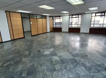 Se Vende Oficina en La Av 6 de Diciembre y Whymper. Provincia de Pichincha — imagen 2