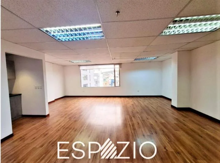 Oficina en Venta Sector Shyris y Eloy Alfaro — imagen 1