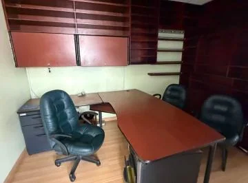 Hermosa Oficina o Consultorio de Venta Sector Cínica Pasteur — imagen 3