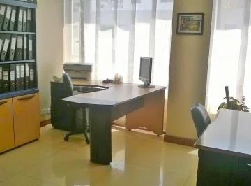 Carolina 2 Oficinas Juntas Amplias 200 m² con Una Hermosa Vista — imagen 2