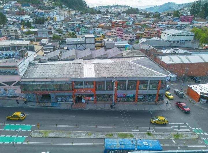 Propiedad Comercial en Venta 5152 m² Sur de Quito — imagen 1