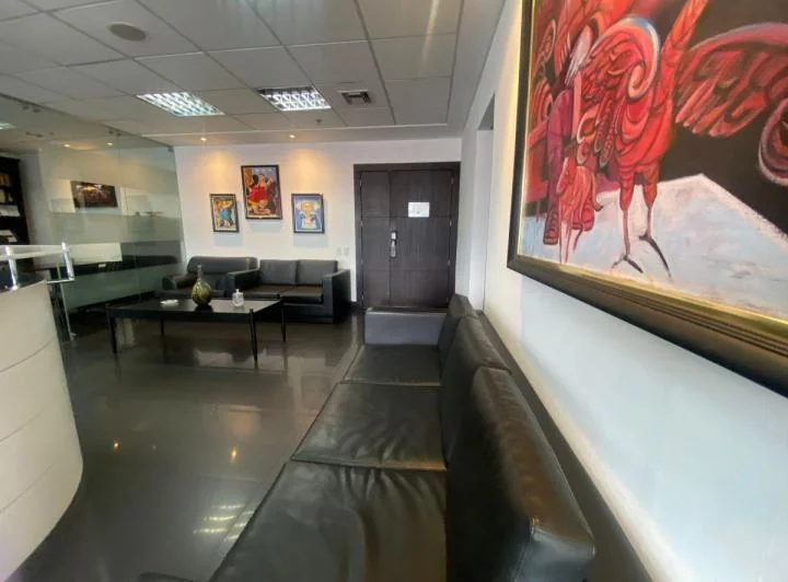 Oficina Comercial de 124 m² en Venta en La Coruña — imagen 1