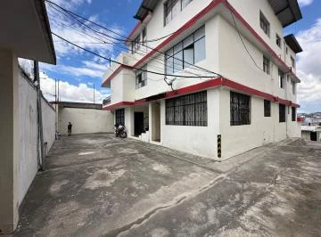Amplia Casa Rentera Sector Occidental y Legarda — imagen 5