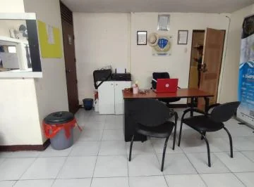 En Venta Oficina Uso Comercial Y/o Residencial en Colon y Boyaca, Edificio Colon, Centro, Guayas — imagen 4