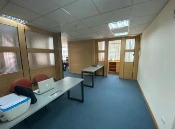 Venta Oficina Amoblada - República del Salvador — imagen 3