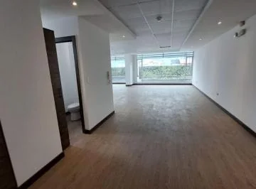 Venta de Oficina en La Floresta, Área 94 m² — imagen 4