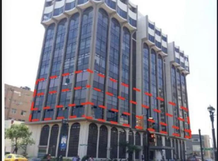 Venta de Oficinas 3 Pisos – Centro de Guayaquil, Guayas — imagen 1