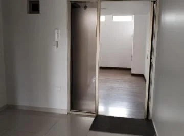 Oficina Comercial en Alquiler Sector Av Primero de Mayo, Azuay — imagen 4