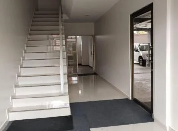 Oficina Comercial en Alquiler Sector Av Primero de Mayo, Azuay — imagen 3
