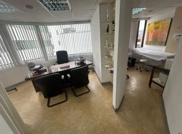 Vendo Elegante Consultorio Médico Sector Alemania $70.000 — imagen 5