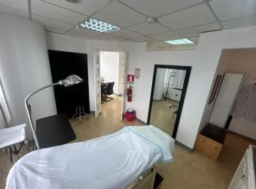 Vendo Elegante Consultorio Médico Sector Alemania $70.000 — imagen 3