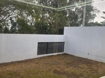 Venta de Casa a 5 Minutos de Cumbaya Vía Nayon, Dentros de Urbanizacion Privada — imagen 5