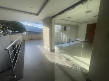 Renta/venta Amplia Oficina con Divisiones Av Eloy Alfaro y Gaspar de Villarroel — imagen 5