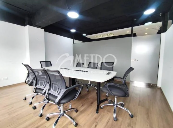 Oficina Corporativa Amoblada de 100 m² – La Mariscal — imagen 1