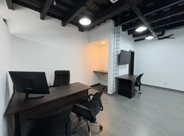 Oficina Moderna y Remodelada con 1 Parqueo Privado, Guayas — imagen 3