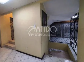 Oficina en Venta 165 m² en Av República del Salvador — imagen 2