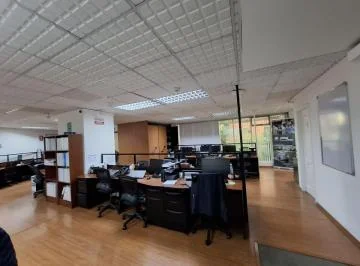Vendo o Rento Linda Oficina en Edificio Corporativo - Sector 12 de Octubre — imagen 2