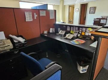 Oficina Av Amazonas Frente Centro Comercial El Jardin de Venta — imagen 3