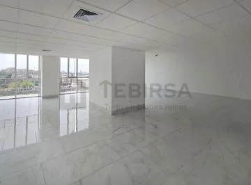 Oficina en Venta, 2 Parqueos y Vista Panorámica - Titanium 1, Av León Febres Cordero, Guayas — imagen 5