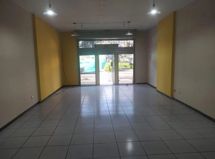 Local de Arriendo, La Mariscal, 58 m, $400, Jd — imagen 1