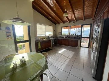 Vendo Amplia Casa con Vista Panoramica Hacia Cumbaya - Miravalle - *mm* — imagen 2