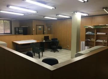 Oficina / Propiedad Comercial Muy Bien Ubicada en La Av Carlos Julio Arosemena, Guayas — imagen 2