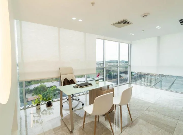 Oficina en Venta en Platinum Business Center, La Aurora, Guayaquil, Guayas — imagen 1