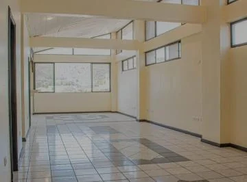 Venta Oficina Ideal Consultorios 145 m² - Av Victor Emilio Estrada, Urdesa, Guayas — imagen 2